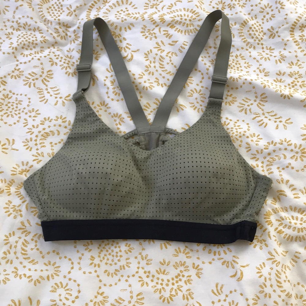 Victoria’s Secret Sports bra